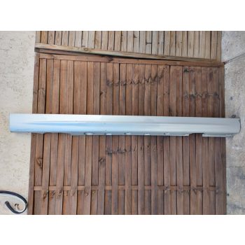 BMW E46 sedan touring ezüst titansilber titansilver jobb küszöb borítás küszöbborítás   BMW E46 sedan touring ezüst titansilber titansilver jobb küszöb borítás küszöbborítás