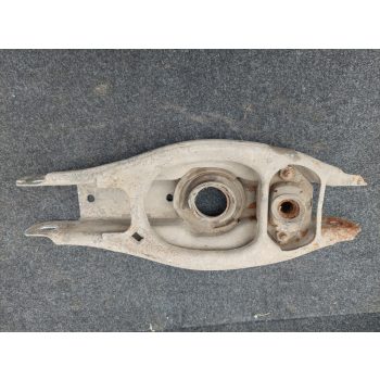 BMW E81 E82 E87 E88 E90 E91 E92 E93 E84 X1 bal jobb hátsó alsó nagy lengőkar   BMW E81 E82 E87 E88 E90 E91 E92 E93 E84 X1 bal jobb hátsó alsó nagy lengőkar