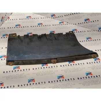   BMW E81 E82 E87 E88 gyári vonóhorog takaró ajtó ablak takaró - alsó