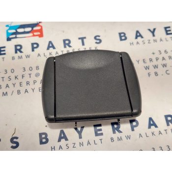 BMW E81 E87  fekete tetőkárpit kalaptartó jobb  roló kampó akasztó rögzítő tartó fül   BMW E81 E87  fekete tetőkárpit kalaptartó jobb  roló kampó akasztó rögzítő tartó fül