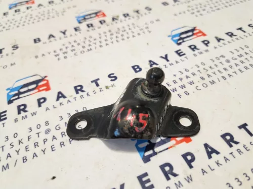 BMW E81 E87 jobb hátsó csomagtér ajtó csomagtartó gázrugó tartókonzol / gömbcsap 