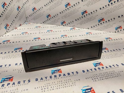 BMW E46 középső tároló szemüvegtartó box hamutartó konzol