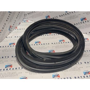 BMW E46 touring csomagtér ajtó csomagtartó kéder gumi kédergumi   BMW E46 touring csomagtér ajtó csomagtartó kéder gumi kédergumi