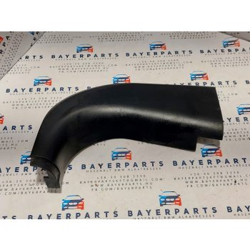 BMW E46 sedan touring gyári fekete jobb első lábtér takaró műanyag   BMW E46 sedan touring gyári fekete jobb első lábtér takaró műanyag