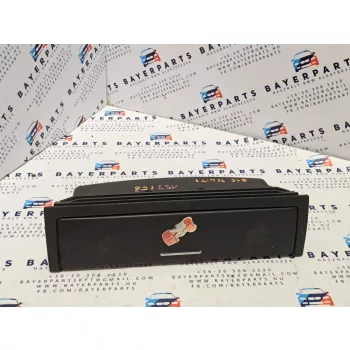   BMW E46 középső tároló szemüvegtartó box hamutartó konzol