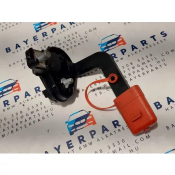   BMW E81 E82 E87 E88 E90 E91 E92 E93 X1 bikázó pont pozitiv pozitív kábel