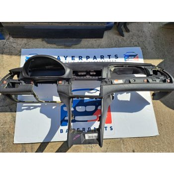 BMW E46 sedan touring coupe műszerfal párna üresen