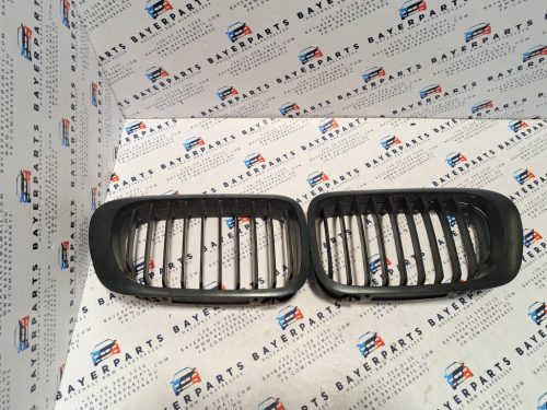 BMW E46 coupe vese hűtőrács, hiányos fülekkel