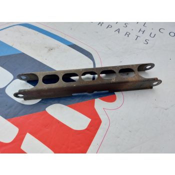 BMW E81 E82 E87 E88 E90 E91 E92 E93 E84 X1 bal jobb hátsó alsó létra lengőkar   BMW E81 E82 E87 E88 E90 E91 E92 E93 E84 X1 bal jobb hátsó alsó létra lengőkar