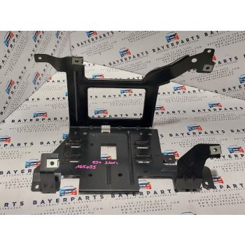 BMW E90 E91 E92 E93 gyári erősítő konzol