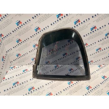 BMW E90 sedan jobb hátsó ajtó háromszög kis oldalüveg oldal üveg   BMW E90 sedan jobb hátsó ajtó háromszög kis oldalüveg oldal üveg