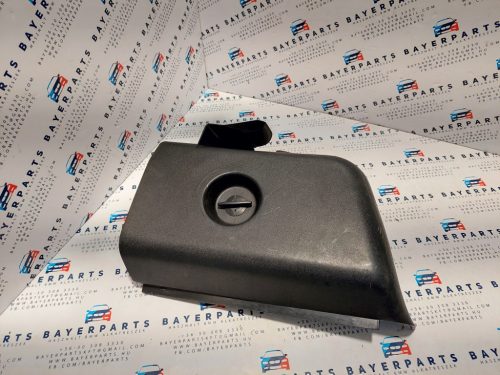 BMW E36 sedan jobb hátsó lámpa burkolat borítás