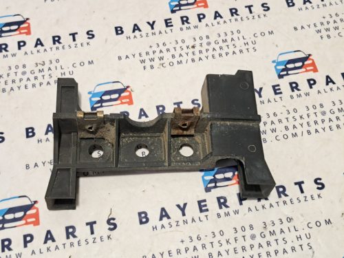 BMW E36 bal hátsó lökhárító tartó konzol csúszka bak