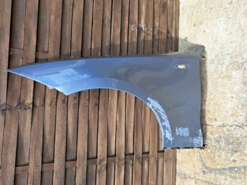 BMW E81 E82 E87 E88 bal első Quarzblau Metallic sárvédő - sérült