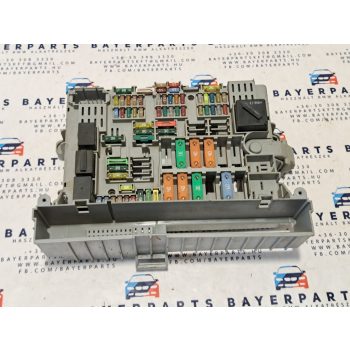 BMW E87 E90 E91 E92 E93 biztosítéktábla biztosíték tábla   BMW E87 E90 E91 E92 E93 biztosítéktábla biztosíték tábla