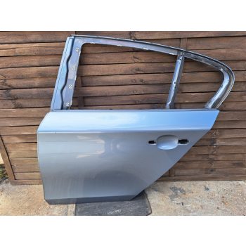 BMW E87 bal hátsó szürke Quarzblau metallic ajtó  BMW E87 bal hátsó szürke Quarzblau metallic ajtó