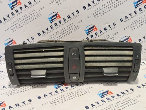 BMW E81 E82 E87 E88 légbeömlő légbefúvó légrostély levegő rács - kopott