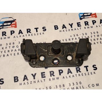BMW E81 E82 E87 E90 E92 csomagtér csomagtartó zár ütköző fül   BMW E81 E82 E87 E90 E92 csomagtér csomagtartó zár ütköző fül