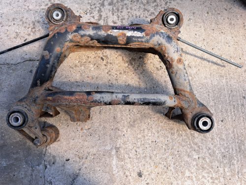 BMW E46 318d 320d M47 M47N  hátsó diesel bölcső diffi keret