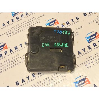 BMW E46 kis biztosítéktábla pozitív kábel biztosíték doboz   BMW E46 kis biztosítéktábla pozitív kábel biztosíték doboz