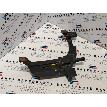   BMW E46 facelift coupe cabrio jobb első lámpamosós fényszórómosós lámpatartó 