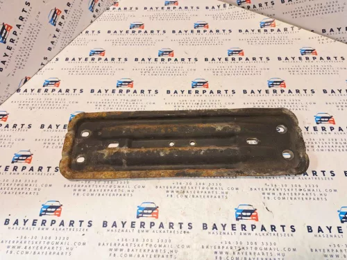 BMW E46 E87 E90 E91 E92 E93 E84 E83 X1 X3 kipufogó tartó konzol tartókonzol vaslap vas lap merevítő