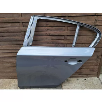 BMW E87 bal hátsó szürke Quarzblau metallic ajtó 