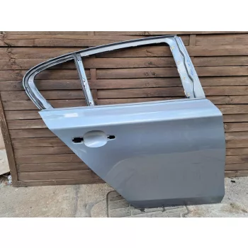 BMW E87 jobb hátsó szürke Quarzblau metallic ajtó 