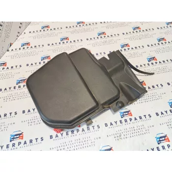   BMW E81 E82 E87 E88 E90 E91 E92 X1 pollenszűrőház felső rész pollen szűrő ház fedél bal kicsi