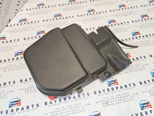BMW E81 E82 E87 E88 E90 E91 E92 X1 pollenszűrőház felső rész pollen szűrő ház fedél bal kicsi