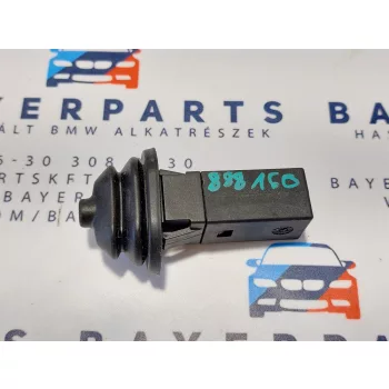   BMW E46 E90 E91 E92 E60 E61 E65 F01 E83 E70 E71 X3 X5 X6 E82 E88  tankajtó tank fedél ajtó ütköző kilökő