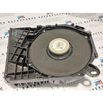 BMW E87 E90 E91 E92 jobb ülés alatti mélynyomó mély hangszóró   BMW E87 E90 E91 E92 jobb ülés alatti mélynyomó mély hangszóró