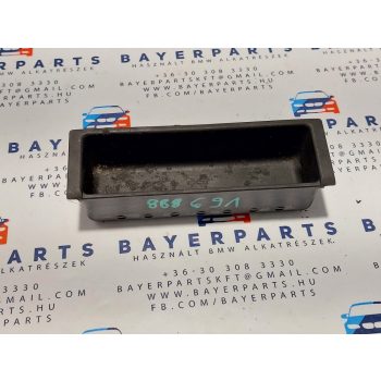 BMW E46 középső tároló konzol középkonzol hamutartó hamus tál   BMW E46 középső tároló konzol középkonzol hamutartó hamus tál