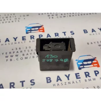   BMW E46 E90 E39 E60 E38 X3 X5 zseblámpa elemlámpa foglalat csatlakozó aljzat