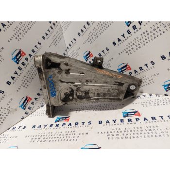 BMW E46 318d 320d M47 M47N jobb motortartó bak alu konzol BMW E46 318d 320d M47 M47N jobb motortartó bak alu konzol