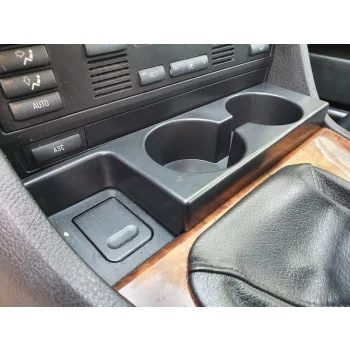 BMW E39 új pohártartó