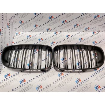BMW E87 LCI E81 E88 új dupla pálcás matt fekete vese hűtőrács   BMW E87 LCI E81 E88 új dupla pálcás matt fekete vese hűtőrács