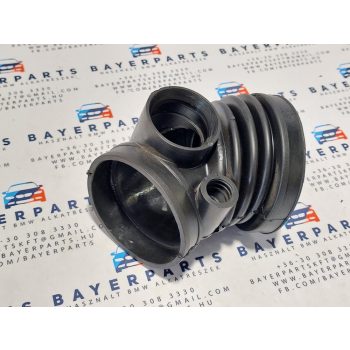 BMW E39 E38 520i 523i 528i 728i M52 új gumi levegő szívócső könyök levegőkönyök gumikönyök   BMW E39 E38 520i 523i 528i 728i M52 új gumi levegő szívócső könyök levegőkönyök gumikönyök