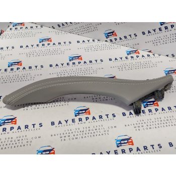BMW F10 F11 szürke jobb oldali első hátsó ajtóbehúzó fogantyú kapaszkodó ajtó behúzó karfa   BMW F10 F11 szürke jobb oldali első hátsó ajtóbehúzó fogantyú kapaszkodó ajtó behúzó karfa