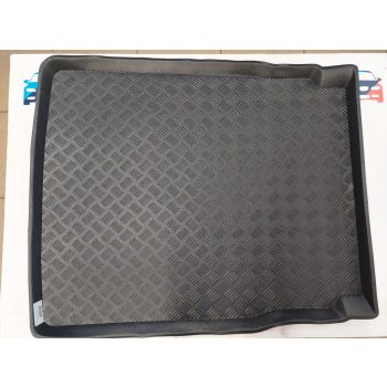 BMW E60 sedan csomagtér ÚJ csomagtartó tálca gumitálca csomagtértálca   BMW E60 sedan csomagtér ÚJ csomagtartó tálca gumitálca csomagtértálca