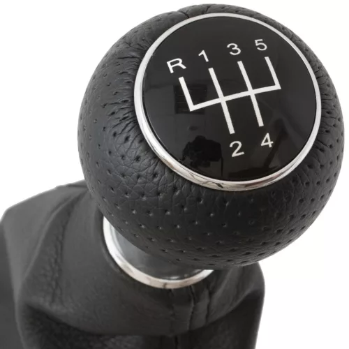 Audi A3 I 8L 96-03 sebességváltó gombja FEKETE 5 SEBESSÉG + FEKETE VÁLTÓSZOKNYA