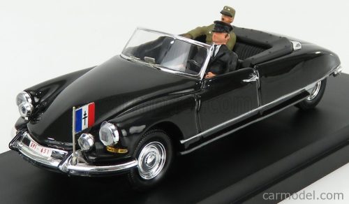 CITROEN  DS CABRIOLET WITH FIGURE GENERAL DE GAULLE 1959