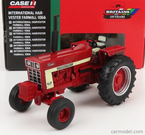 INTERNATIONAL HARVESTER  1066 TURBO TRACTOR 1961  RED CREAM