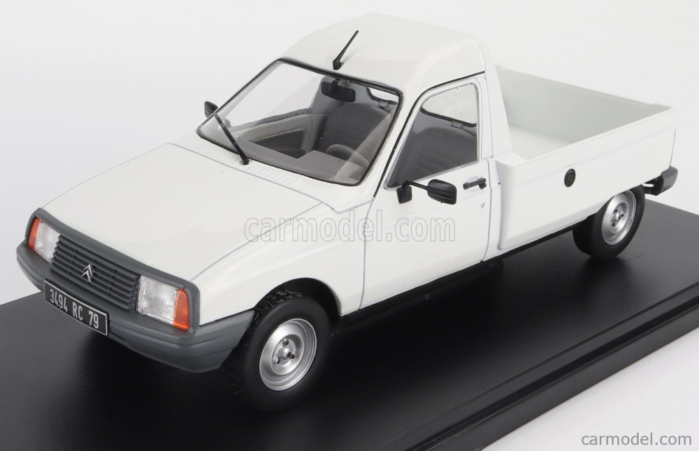 1:18 Citroen C15 Scale Model