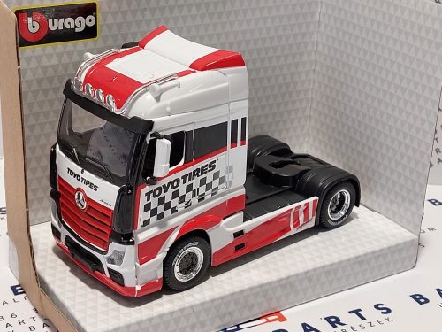 Mercedes-Benz Actros Gigaspace 4x2  kamion (fehér) - Bburago - 1:43