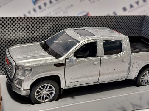 GMC Sierra 1500 SLT Crew Cab pick-up (2019) -  Motor Max - 1:32