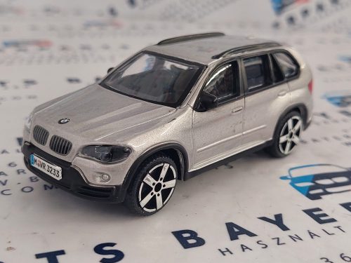 BMW X5 (2007) - ezüst -  Burago - 1:43