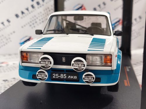 Lada 2105 VFTS 1600 R (1983) -  Ixo - 1:18