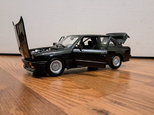 BMW E30 M3 - Minichamps - 1:18  - használt
